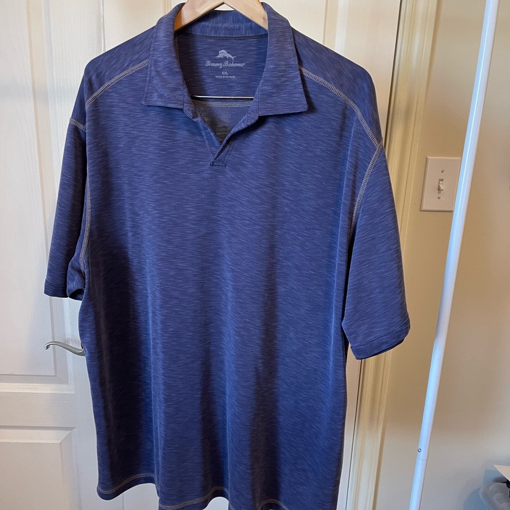 Mens XXL Tommy Bahama Dark Blue, no buttons Polo Shirt. Excellent Condition.